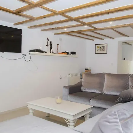 Studio - Espinho Beach House For 6 Pax *